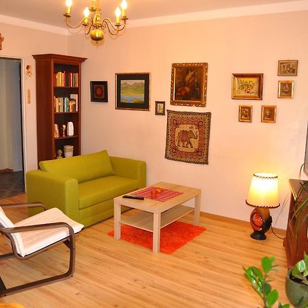 Cozy Apartment In Tarnów Εξωτερικό φωτογραφία
