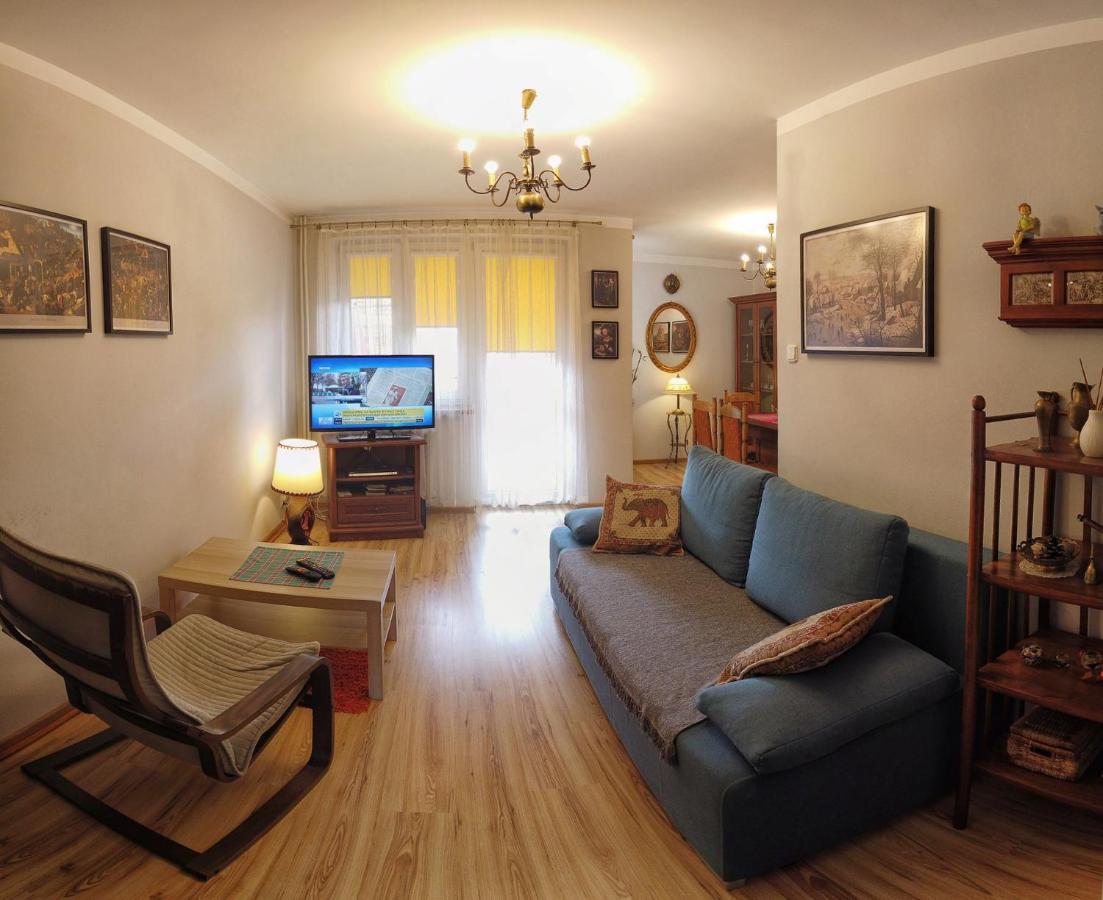 Cozy Apartment In Tarnów Εξωτερικό φωτογραφία
