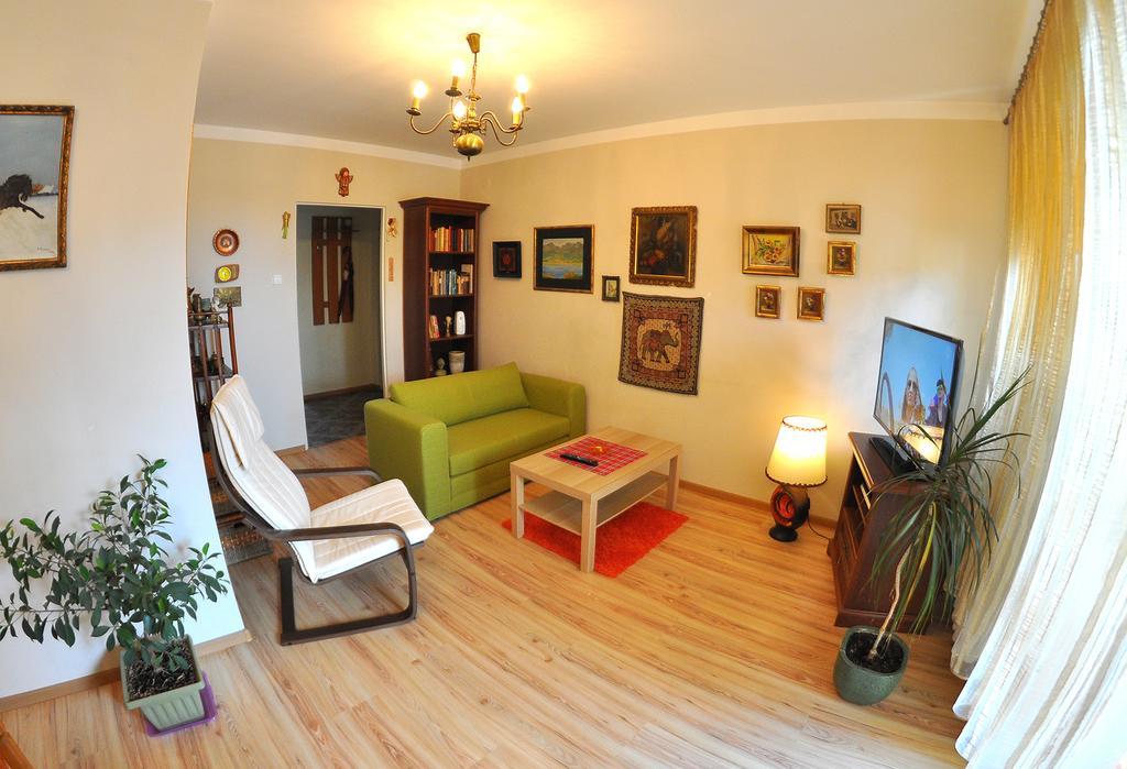 Cozy Apartment In Tarnów Εξωτερικό φωτογραφία