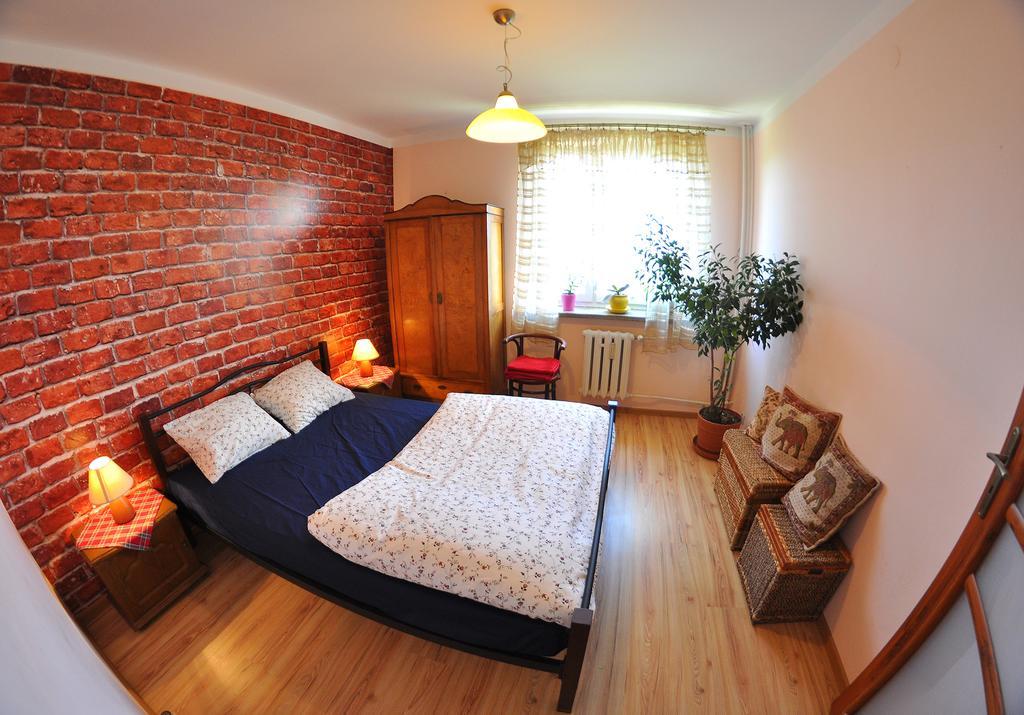 Cozy Apartment In Tarnów Εξωτερικό φωτογραφία