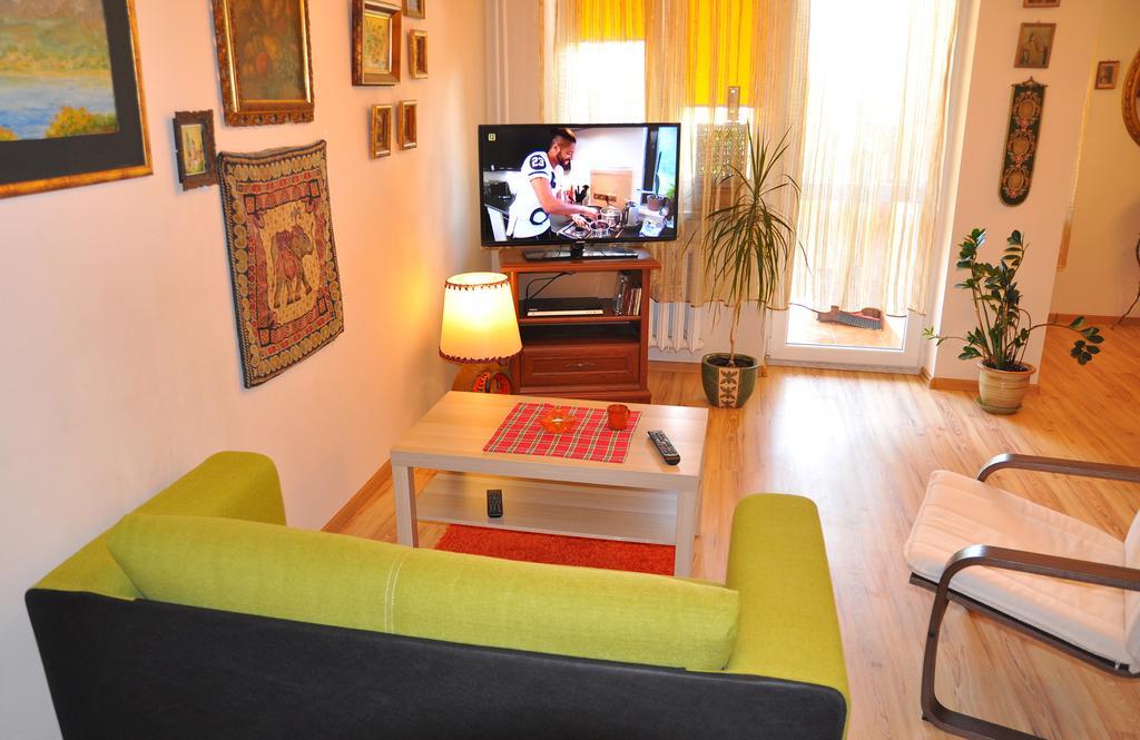 Cozy Apartment In Tarnów Εξωτερικό φωτογραφία