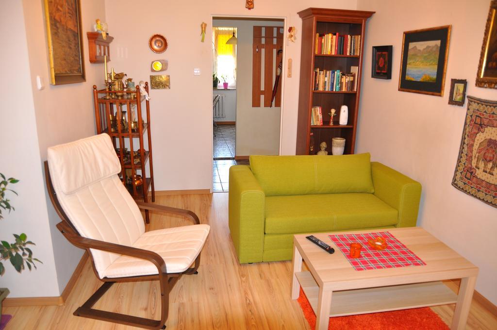 Cozy Apartment In Tarnów Εξωτερικό φωτογραφία